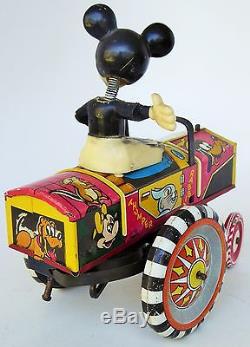 Louis Marx 50's Mickey & Friends Crazy Car Tin Lithographed Wind Up Toy 5 3/4