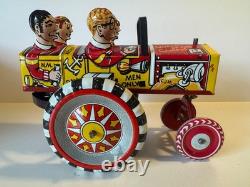 LOUIS MARX TOYS THE OLD JOLOPY COLLEGE KIDS Tin Litho Wind Up Car with Box LOUIS MARX TOYS THE OLD JOLOPY COLLEGE KIDS Tin Litho Wind Up Car with Box