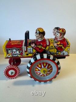 LOUIS MARX TOYS THE OLD JOLOPY COLLEGE KIDS Tin Litho Wind Up Car with Box