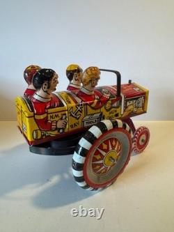 LOUIS MARX TOYS THE OLD JOLOPY COLLEGE KIDS Tin Litho Wind Up Car with Box