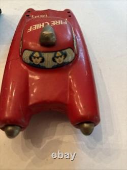 Linemar tin windup Hydrogen Service Station with Futuristic Fire Chief Car as-59