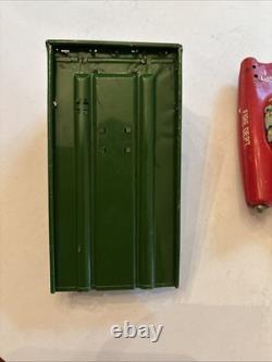 Linemar tin windup Hydrogen Service Station with Futuristic Fire Chief Car as-59