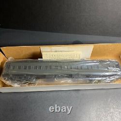 Lionel Trains Pullman Heavyweight Set of 4 Train Cars