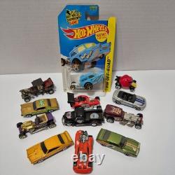 Lot of 12 random VINTAGE CARS