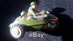 Made in China rare tin motorcycle with side car Chinese MF 807 No reserve price