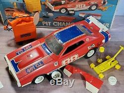 Marx Toys Pit Change Dodge Charger 112 Scale 1974 Plastic Model Kit Car 5175