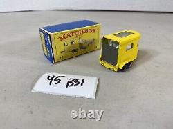Matchbox Lesney vintage toy car box Pony Trailer No. 43, 45B51