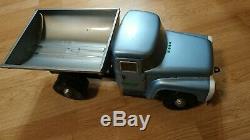 Metall large model car made in USSR Truck ZIL 130 Rare color