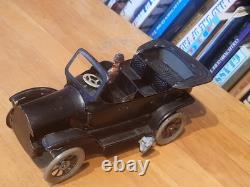 NICE VINTAGE 1910'S TIN LITHO WIND UP TOURING CAR with DRIVER