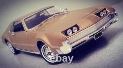 OLDS Oldsmobile Toronado Metal Model Classic Vintage Car Race Carousel Gold 442