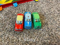 Ohio Art Mechanical Traffic Control Tin Wind up Car Set Game With VTG Box-#611