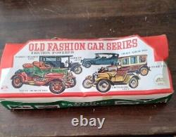 Old Fashion Car Series Vintage Tin Car Set (Made In Japan)