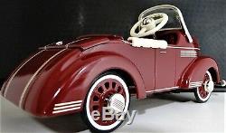 Pedal Car 1930 Buick Vintage Metal Collector Opening Hood READ FULL DESCRIPTION