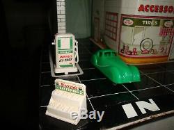 Private Label Tin Litho Wards Service Center WithCars & Accessories