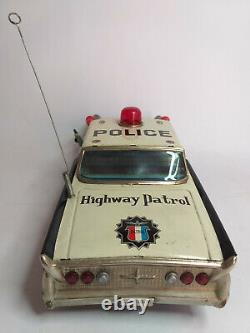 RARE Original 1960 YONEZAWA LINCOLN POLICE HIGHWAY PATROL TIN TOY CAR JAPAN