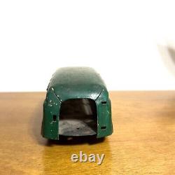 RARE VINTAGE 1930s Marx Toys / Wyandotte LaSalle Pressed Steel Toy Car Green