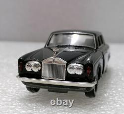 ROLLS-ROYCE Silver Shadow 1967 Vintage 140 Scale, Yonezawa toys Japan 1989
