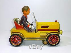 Rare Red China # 1960's ME 074 HAPPY DRIVER CAR Battery Toy, dongfeng shanghai