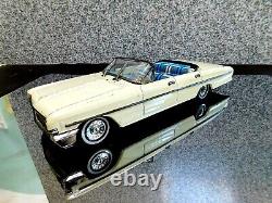 Rare Tin Friction 1961 Oldsmobile Super 88 Convertible 12 Car Yonezawa- Japan