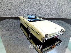 Rare Tin Friction 1961 Oldsmobile Super 88 Convertible 12 Car Yonezawa- Japan