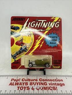 Rare Vintage 1969 Topper Toys Johnny Lightning 32 Ford Hot Rod 310 Green USA moc