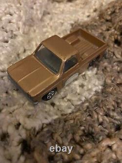Replica chevy Ertl, Cooters garage Vintage toy car