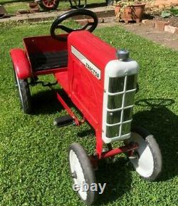 Retro Metal Pedal Tractor, a future classic triang car deere fordson major Lincs