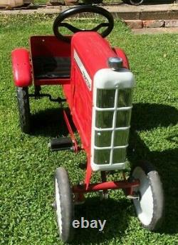 Retro Metal Pedal Tractor, a future classic triang car deere fordson major Lincs