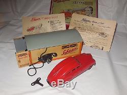 Schuco 1940s 15/175 garage and car gift set