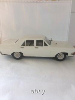 Schuco Electric Tin Car MODEL NUMBER 5309. VGC FULLY WORKING