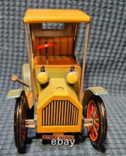 Set of 3 Vintage collectible Tin Lever Action Windup Car Modern Toys