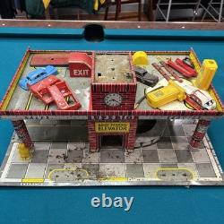 Superior Service Station Tin Litho 1949 T. Cohn Inc Vintage Toy Car Luncheonette