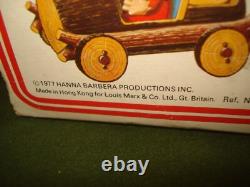 THE FLINTSTONES FRICTION DRIVE LOG CAR BY MARX TOYS 1977 withBOX MINTY RARE