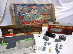 THE UNTOUCHABLES PLAYSET MARX 1960s - ORIGINAL BOX CAR BUILDING MORE