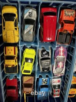 Tara Toy 70s 80s Car Case Vinyl Rare Version With40 variety of car models