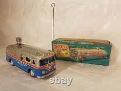Tin Toy friction 1950'+-Japan RCA BROADCAST TV NEWS SERVICE CAR mint in box RARE