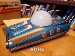 VERY NICE 1960'S TIN LITHO BATTERY OPERATED UNIVERSE CAR with BOX