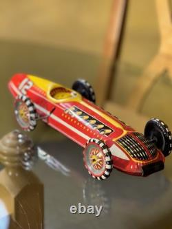 VINTAGE 1950s MARX BOAT TAIL INDY RACER #12 tin windup car large 17in LONG, NICE