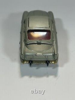 VINTAGE 1977 JAMES BOND 007 Aston Martin DB5 1965 CORGI with figure