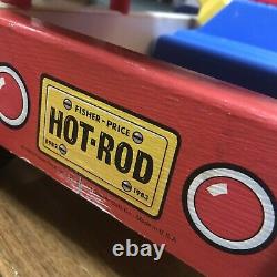 VINTAGE 1983 FISHER PRICE #982 HOT ROD WOOD RIDE ON CAR with ENGINE & Parts