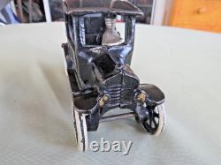 VINTAGE ANTIQUE ARCADE TOYS 1920s MODEL T PHAETON CAST IRON TOY CAR & DRIVER