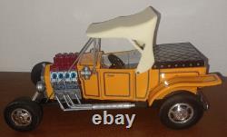 VINTAGE BATTERY OPERATED ALPS CUSTOM T FORD HOT ROD TOY CAR in BOX JAPAN NICE