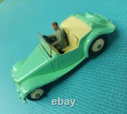 VINTAGE DINKY TOYS 1957 57 MG MIDGET SPORTS CONVERTIBLE CAR #102 With BOX MECCANO