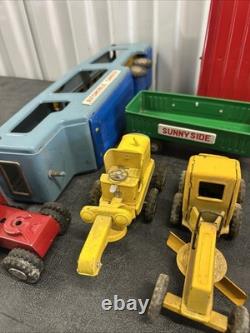 VINTAGE JAPAN TIN Truck CAR Hauler Tractor SSS Cruiser BOAT Farm TRAILER LOT
