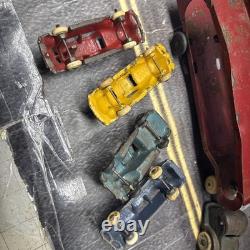 VINTAGE LARGE ARCADE CAST IRON CAR CARRIER / HAULER with 4 ARCADE VEHICLES