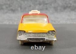 VINTAGE MECCANO DINKY TOYS 1/43 PLYMOUTH PLAZA TAXI CAB No. 265 WithBOX NICE