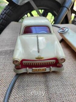 VINTAGE Soviet Toy Car VOLGA GAZ 21 1970'S BATTERY OPERATED GERMANY REMOTE