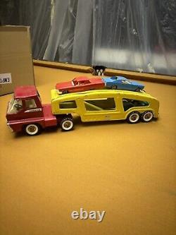 VTG 1960s STRUCTO Turbine Red Metal Toy Truck Yellow Trailer Car Hauler Carrier