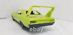 VTG 1970 Kenner SSP Road Runner Super Stocker Superbird Lime Green With Rip Cord