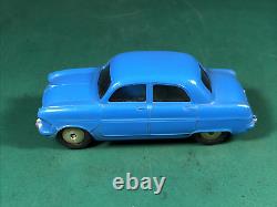 VTG Corgi Toys 200M Mechanical Ford Consul Car Light Blue Motor Works